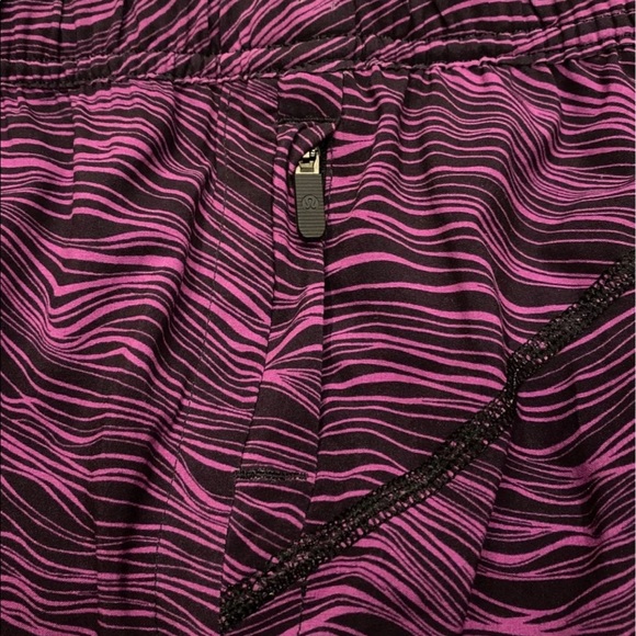 Lululemon Double Time Short - Picture 4 of 12